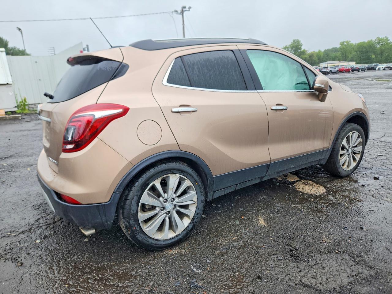 2019 BUICK ENCORE PREFERRED — Фото 3 из 12