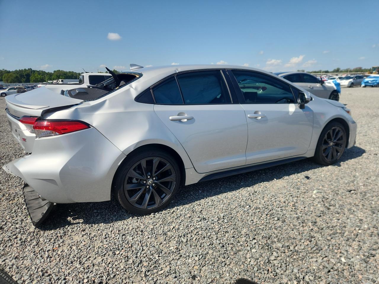 2023 TOYOTA COROLLA — Фото 3 из 12