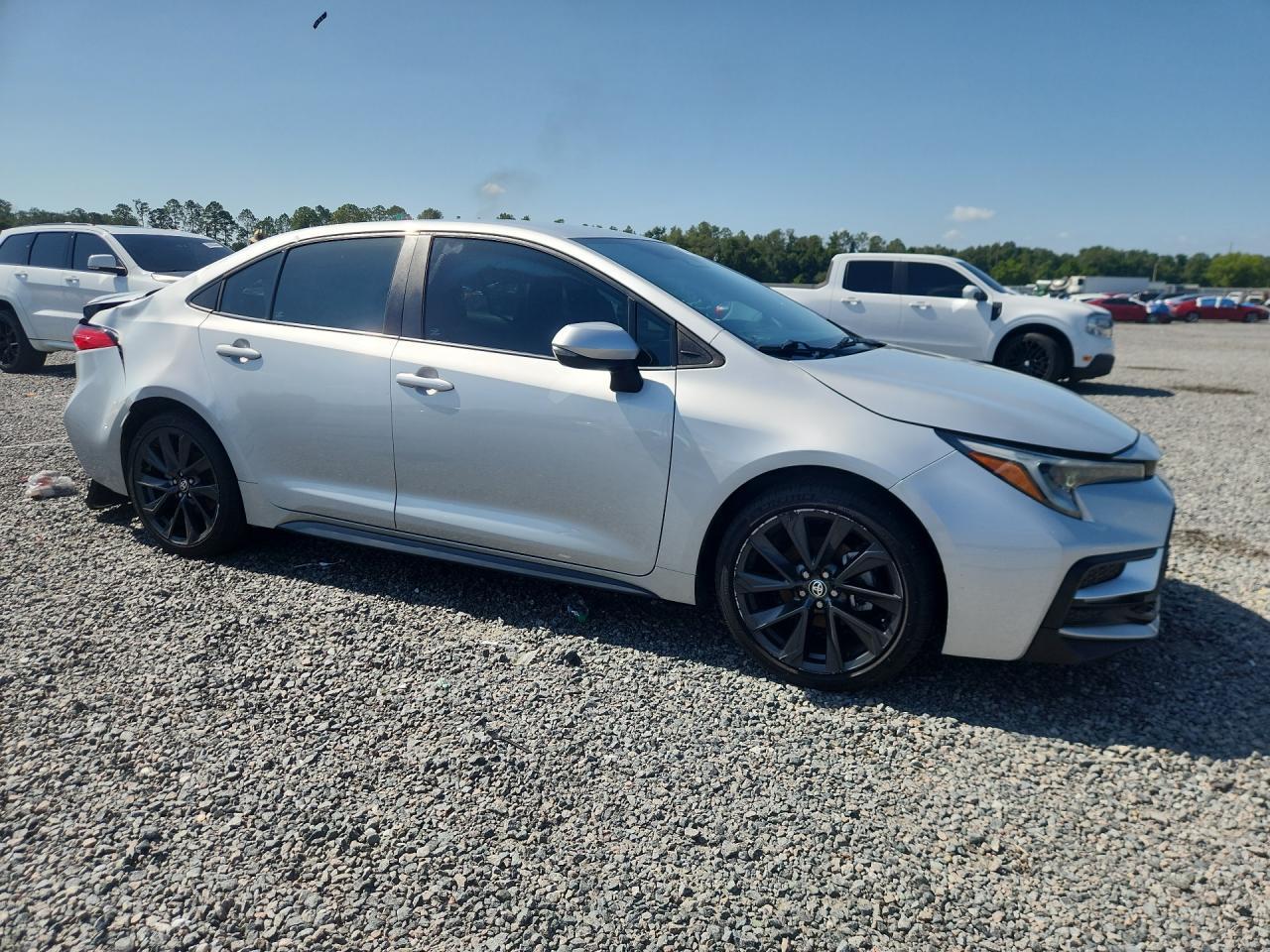 2023 TOYOTA COROLLA — Фото 4 из 12