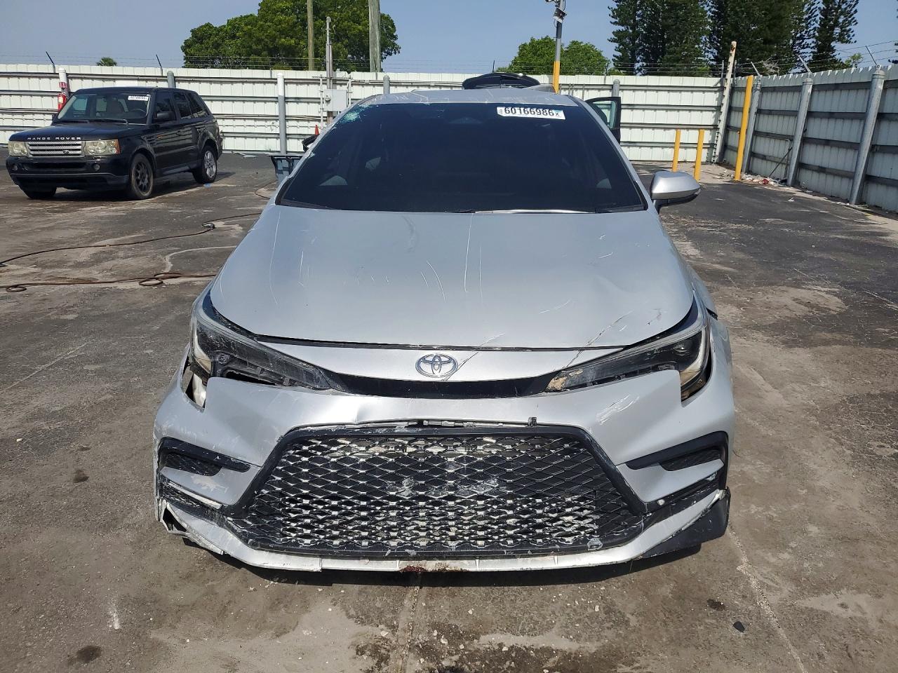 2023 TOYOTA COROLLA SE — Фото 5 из 12