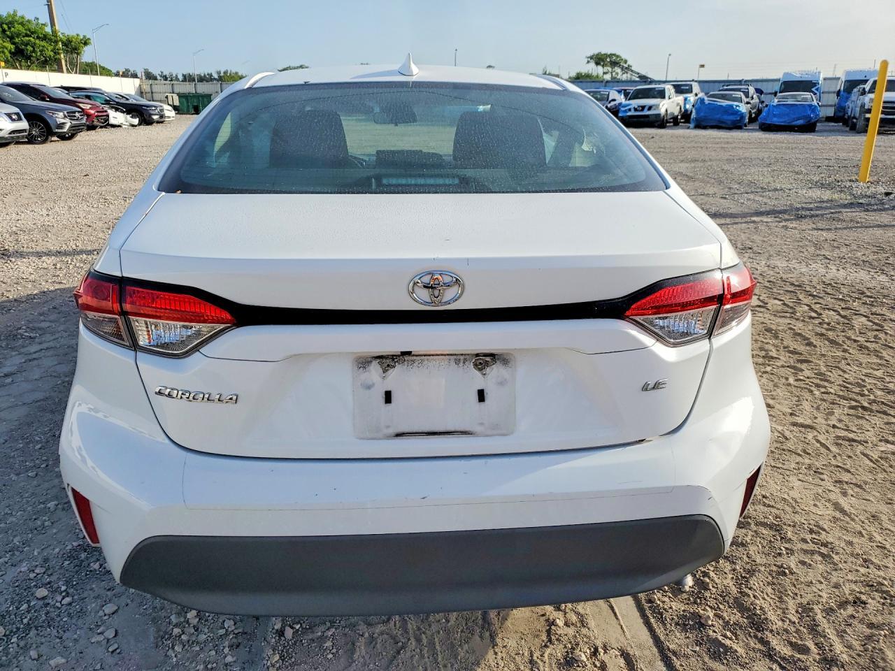 2023 TOYOTA COROLLA LE — Фото 6 из 12