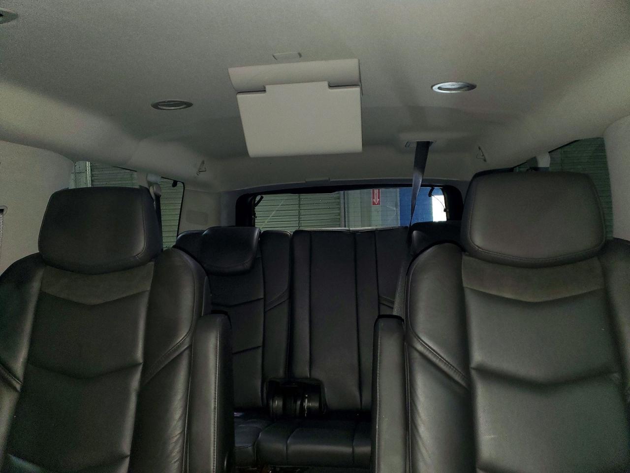 2019 CADILLAC ESCALADE ESV PREMIUM LUXURY — Фото 10 из 13