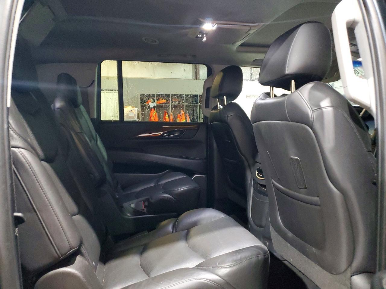 2019 CADILLAC ESCALADE ESV PREMIUM LUXURY — Фото 11 из 13