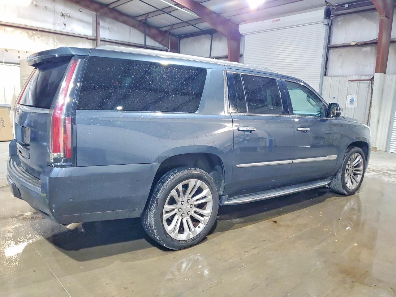 2019 CADILLAC ESCALADE ESV PREMIUM LUXURY — Фото 3 из 13
