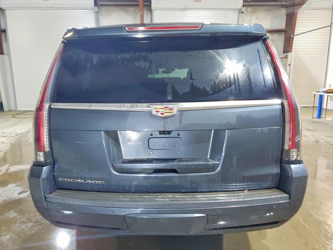2019 CADILLAC ESCALADE ESV PREMIUM LUXURY — Фото 6 из 13
