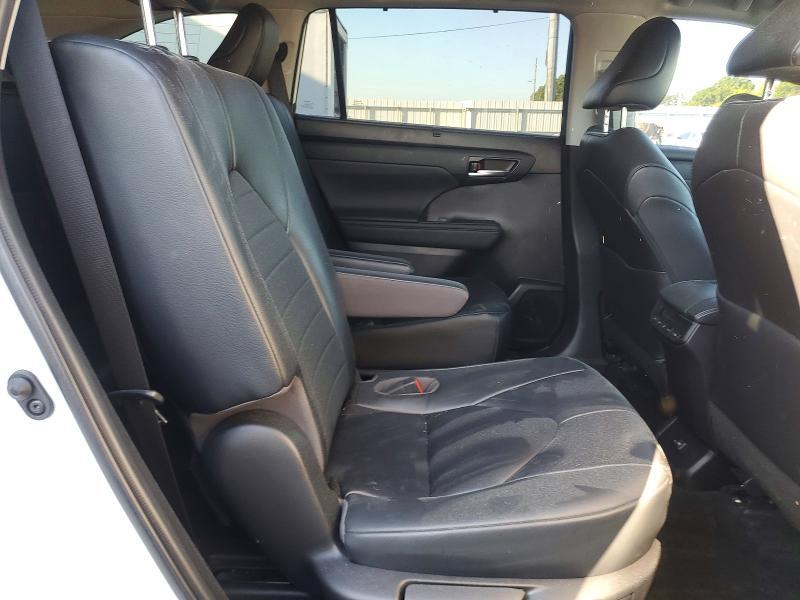 2023 TOYOTA HIGHLANDER XLE — Фото 11 из 15