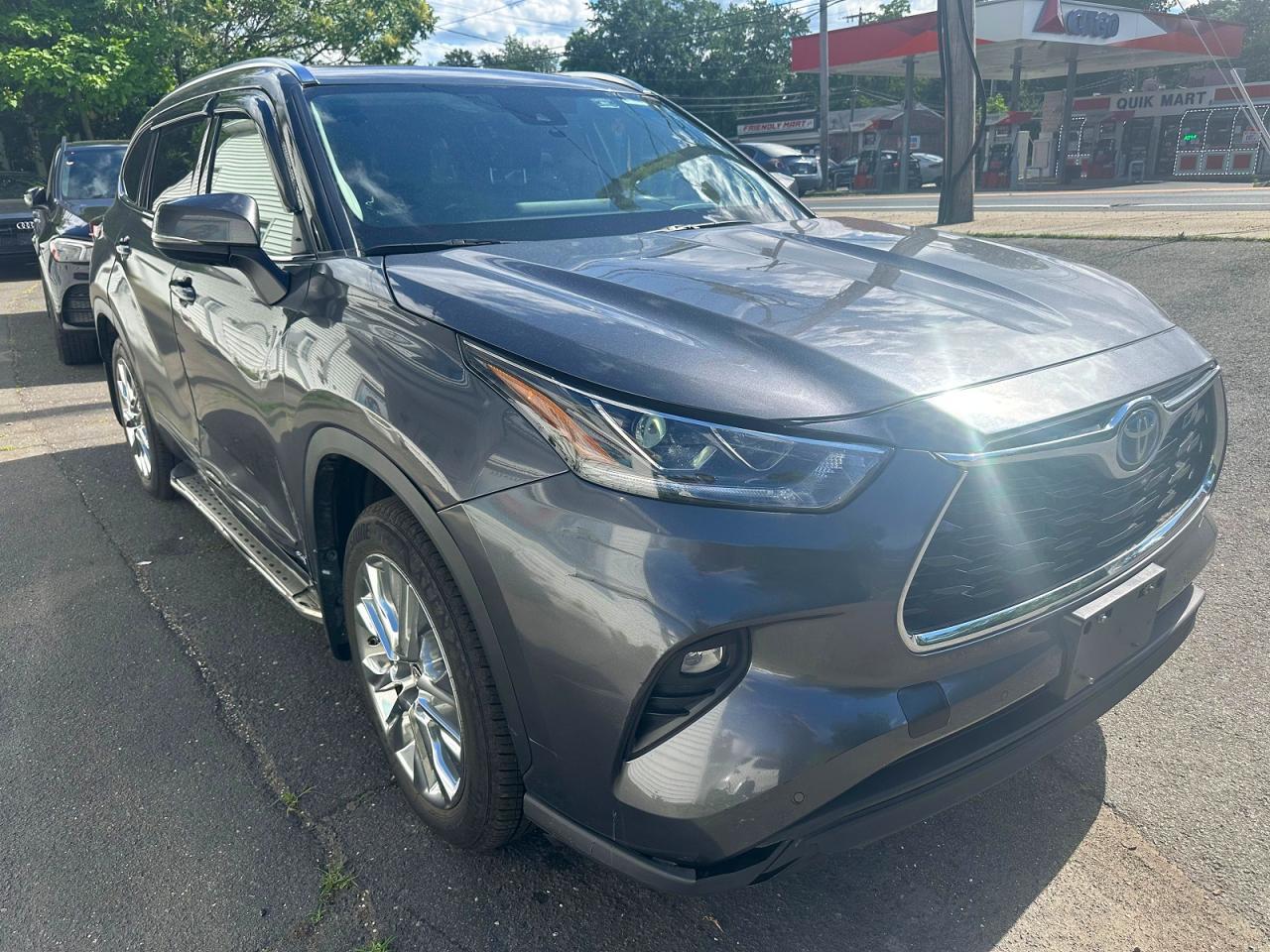 2023 TOYOTA HIGHLANDER HYBRID LIMITED — Фото 4 из 14