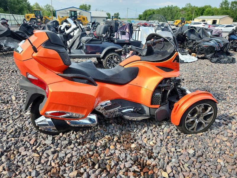 2019 CAN-AM SPYDER ROADSTER 2BXNBDD21KV000723