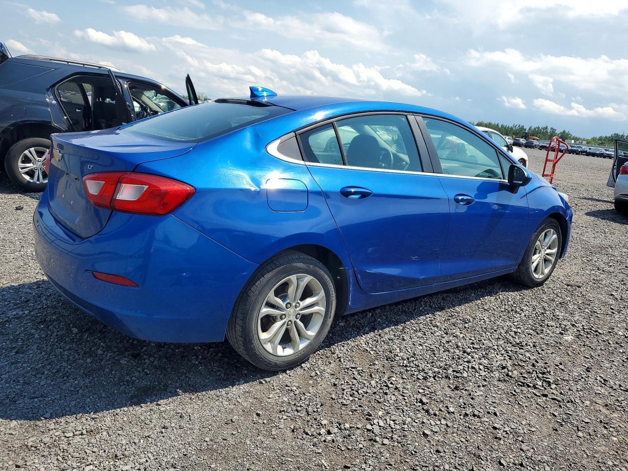2019 CHEVROLET CRUZE LT — Фото 3 из 12