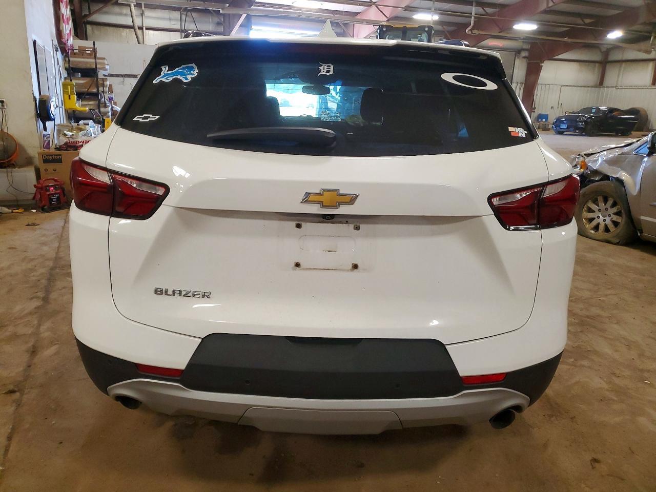 2019 CHEVROLET BLAZER 1LT — Фото 6 из 13