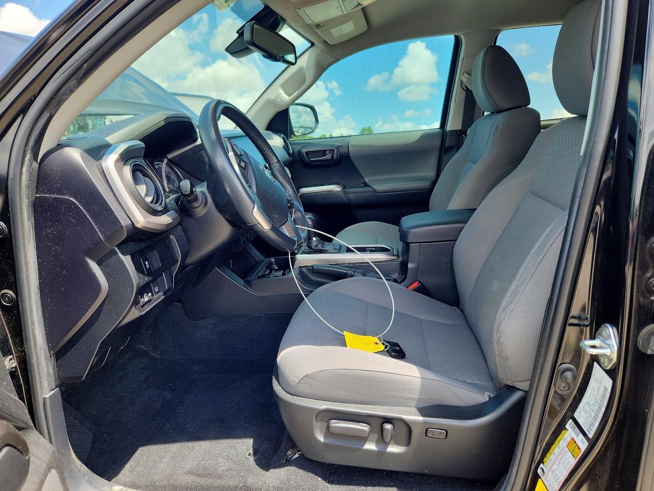 2023 TOYOTA TACOMA SR5 V6 — Фото 7 из 12