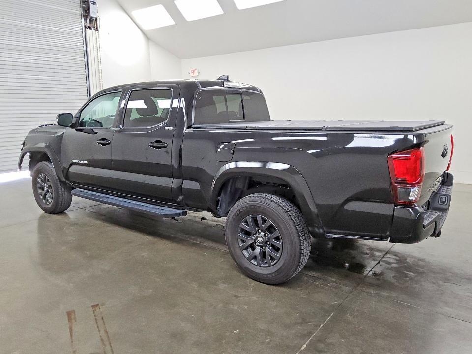 2023 TOYOTA TACOMA SR5 V6 — Фото 2 из 12