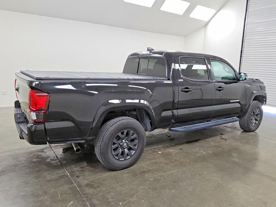 2023 TOYOTA TACOMA SR5 V6 — Фото 3 из 12