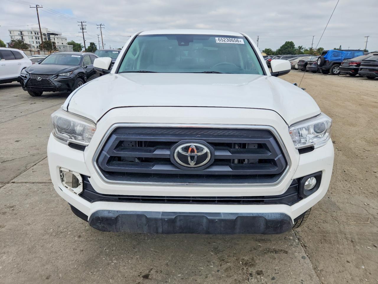 2023 TOYOTA TACOMA SR5 V6 — Фото 5 из 12