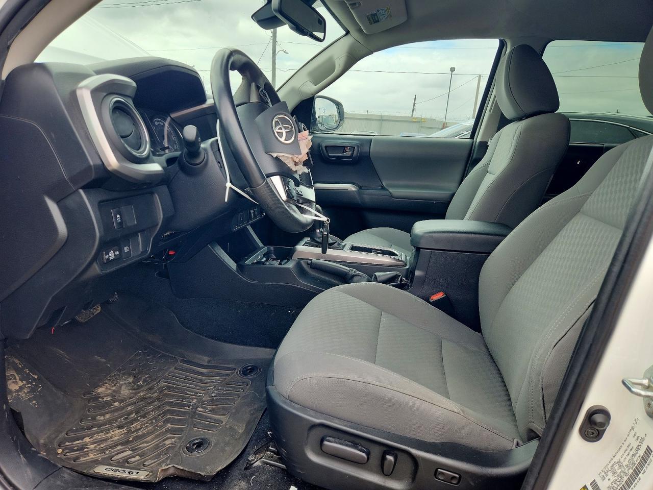 2023 TOYOTA TACOMA SR5 V6 — Фото 7 из 12
