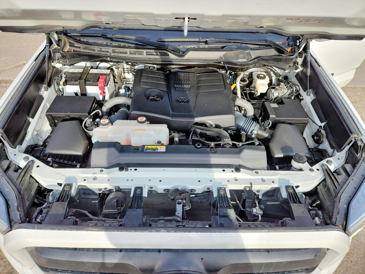 2023 TOYOTA TUNDRA SR5 — Фото 11 из 12