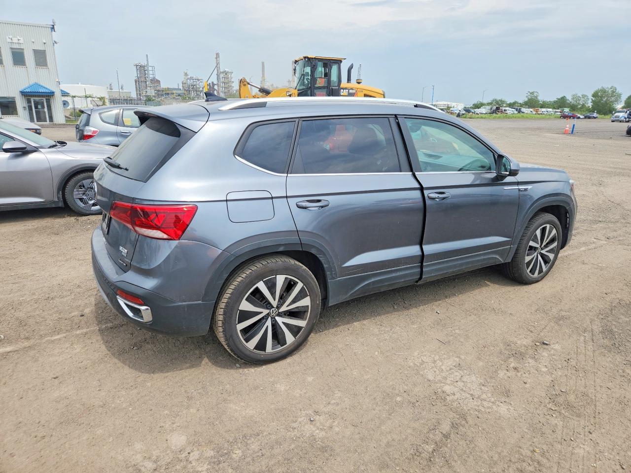 2023 VOLKSWAGEN TAOS SE — Фото 3 из 12