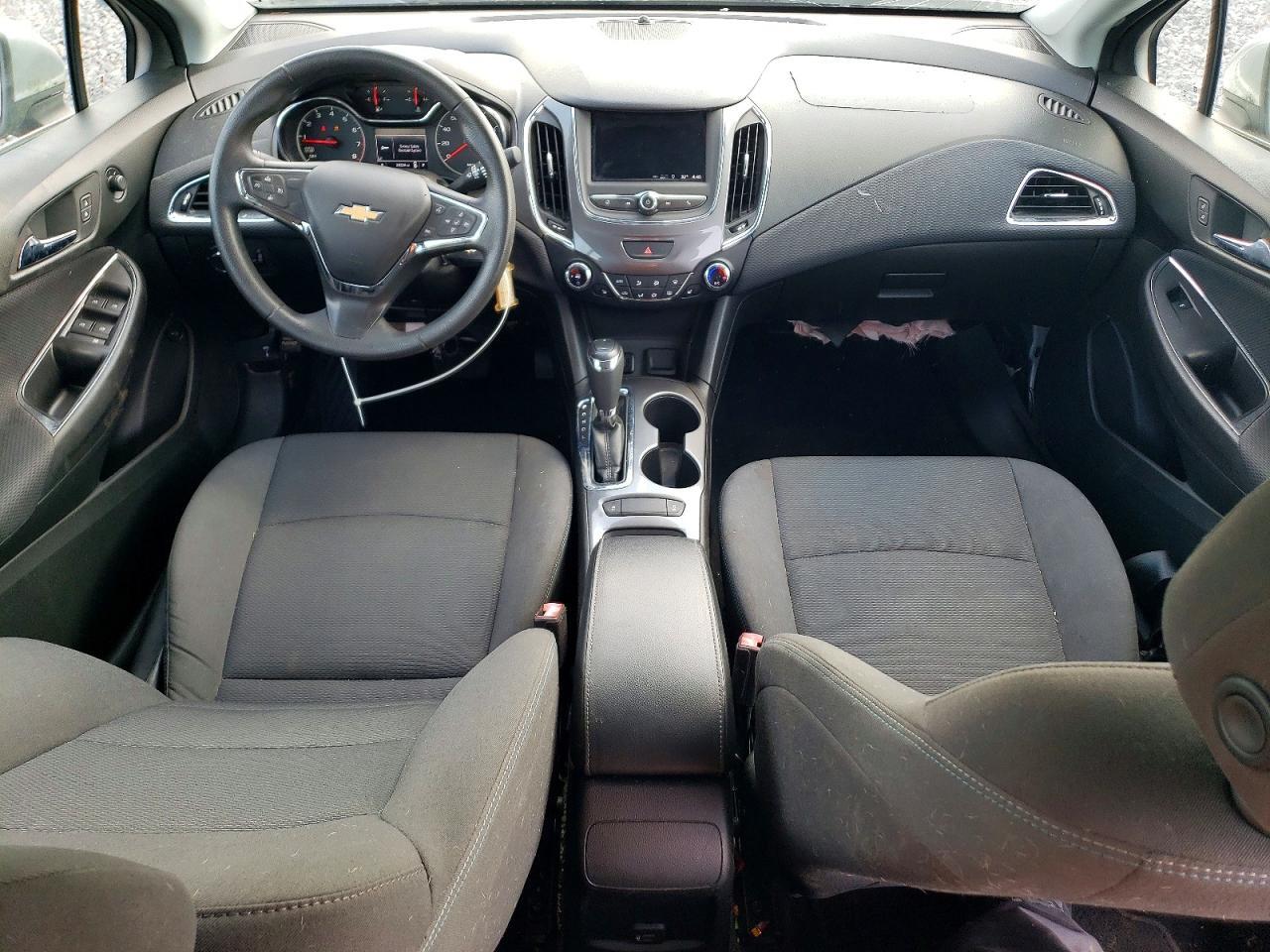 2019 CHEVROLET CRUZE LT — Фото 8 из 12