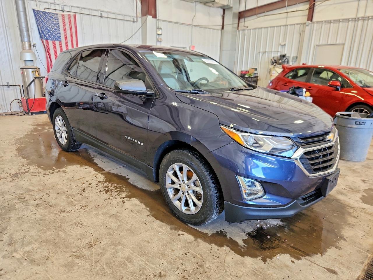 2019 CHEVROLET EQUINOX LS — Фото 4 из 12
