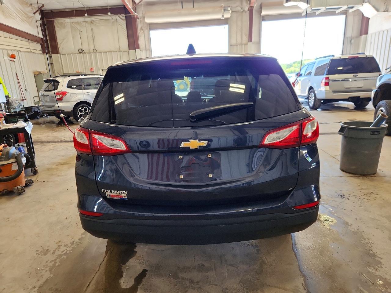 2019 CHEVROLET EQUINOX LS — Фото 6 из 12