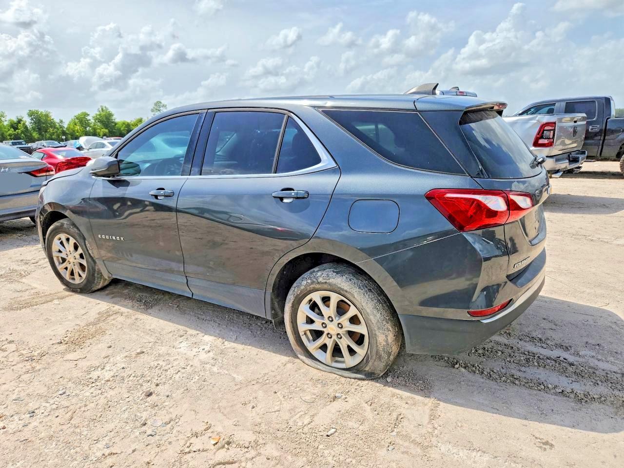 2019 CHEVROLET EQUINOX LT — Фото 2 из 13