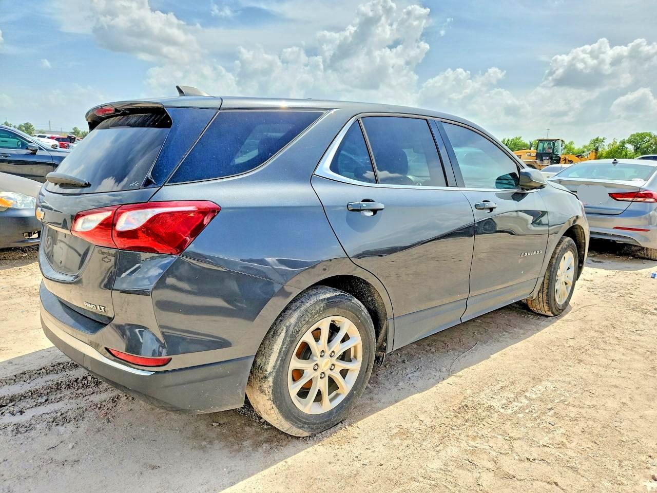 2019 CHEVROLET EQUINOX LT — Фото 3 из 13