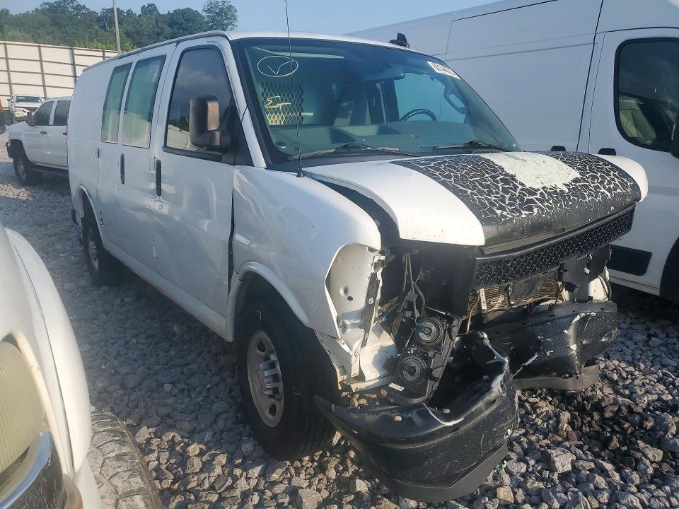 2019 CHEVROLET EXPRESS G2500 — Фото 4 из 16
