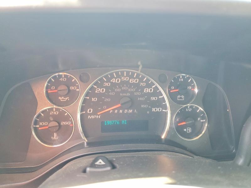 2019 CHEVROLET EXPRESS G2500 — Фото 9 из 16