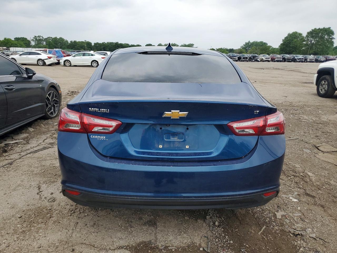 2019 CHEVROLET MALIBU LT (1LT) — Фото 6 из 12