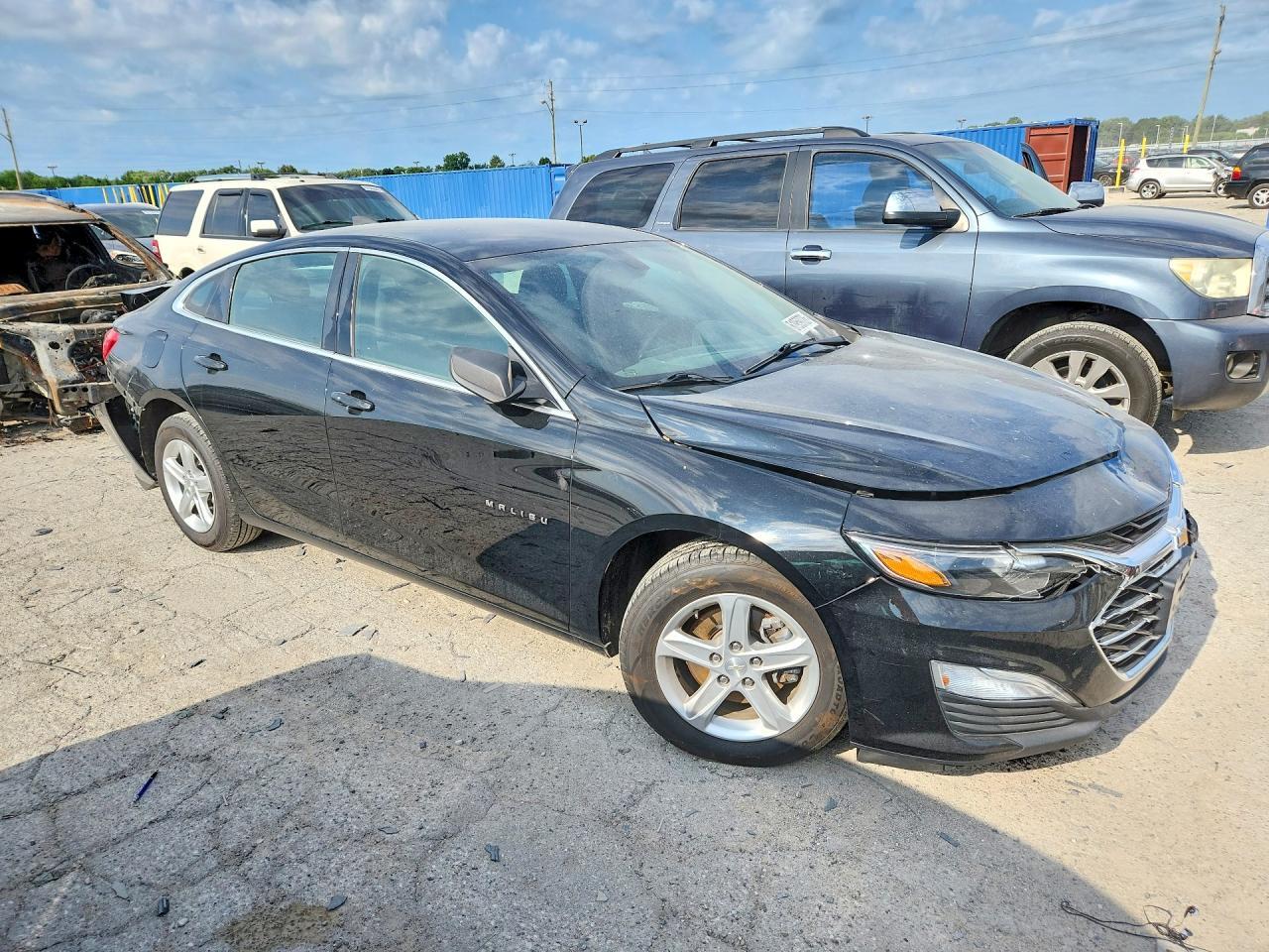 2019 CHEVROLET MALIBU LS — Фото 4 из 12