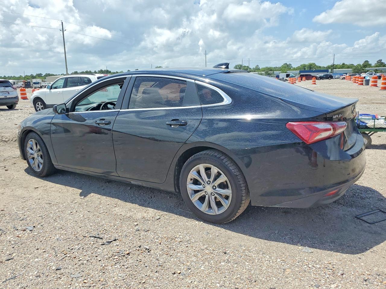 2019 CHEVROLET MALIBU LT — Фото 2 из 12