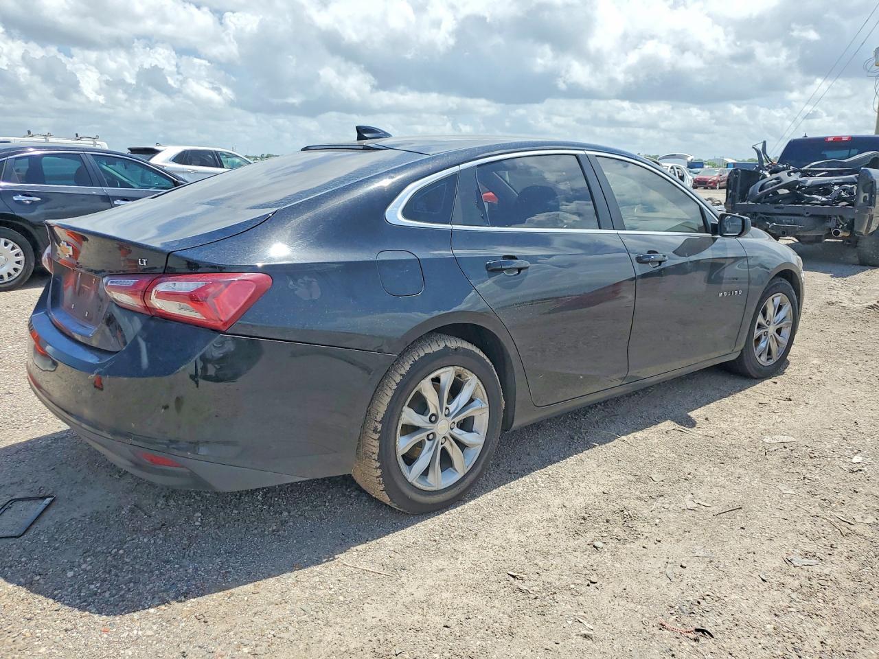 2019 CHEVROLET MALIBU LT — Фото 3 из 12