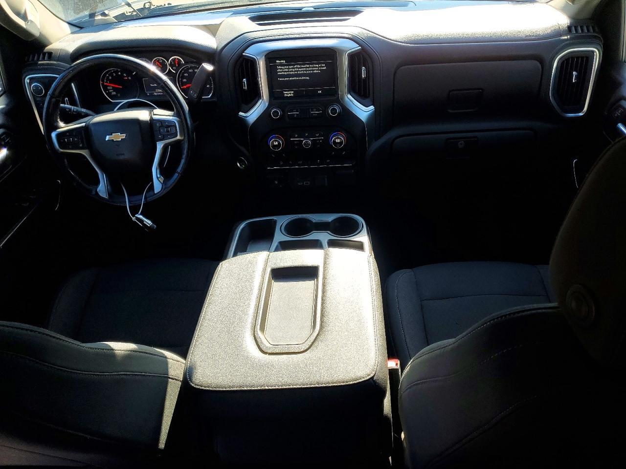 2019 CHEVROLET SILVERADO K1500 LT — Фото 8 из 12