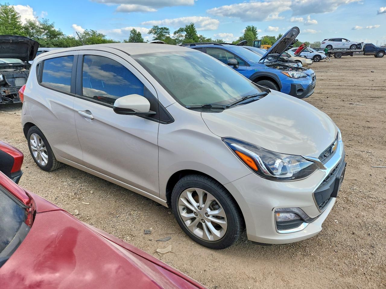 2019 CHEVROLET SPARK 1LT — Фото 4 из 12