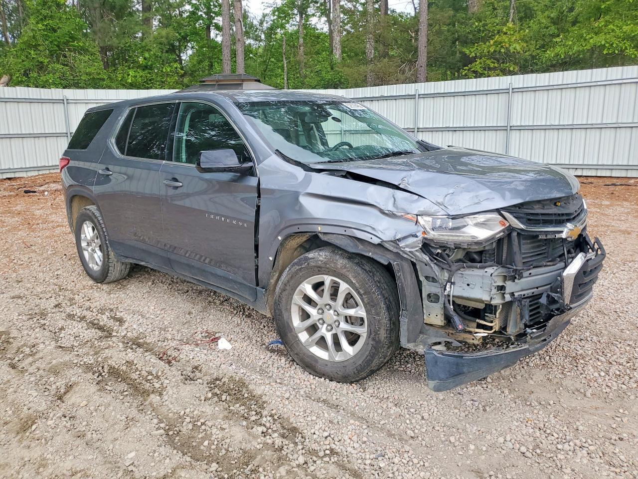 2019 CHEVROLET TRAVERSE LS — Фото 4 из 13