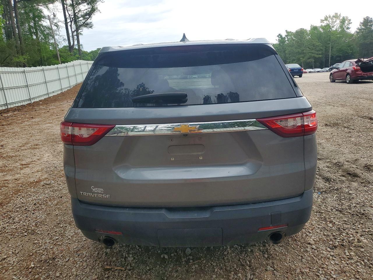 2019 CHEVROLET TRAVERSE LS — Фото 6 из 13