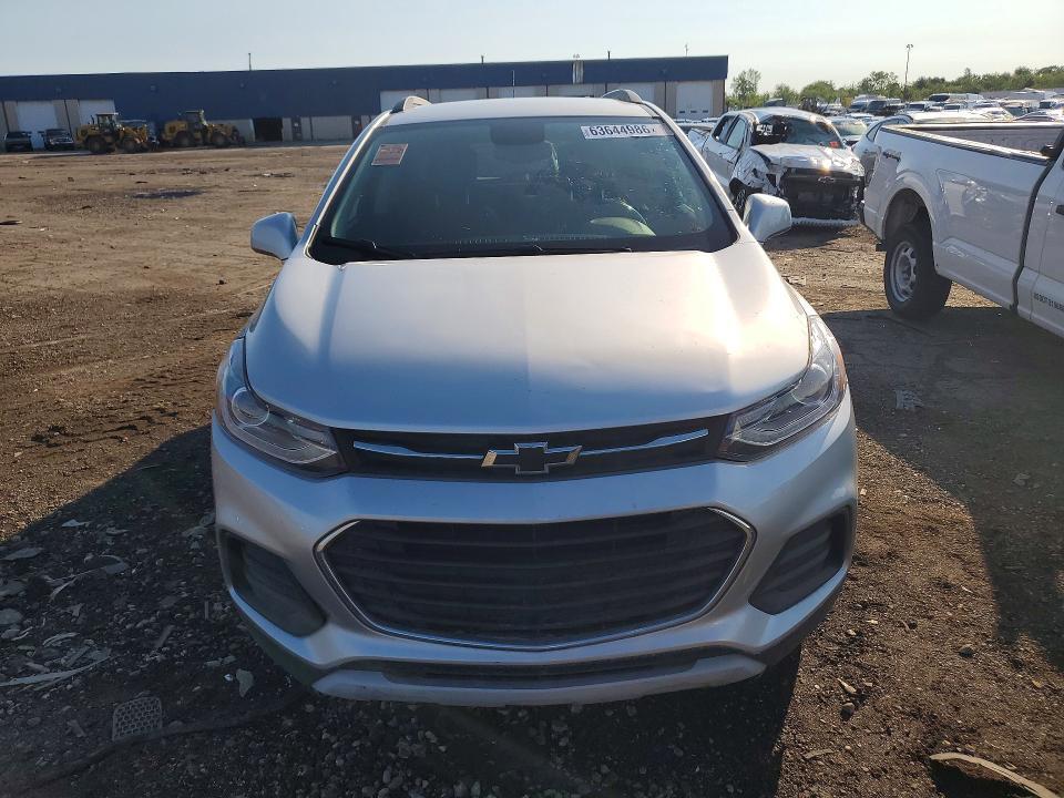 3GNCJLSB7KL400984 2019 CHEVROLET TRAX photo no. 5