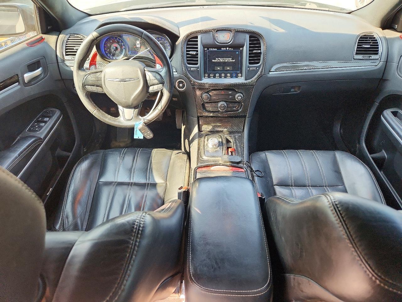 2019 CHRYSLER 300 S — Фото 8 из 12