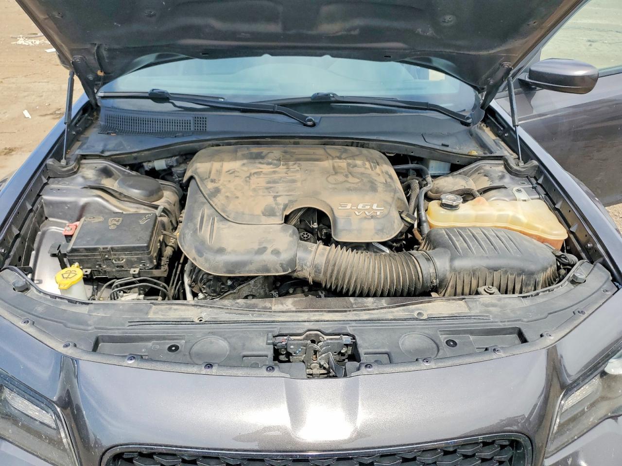 2019 CHRYSLER 300 S — Фото 11 из 12