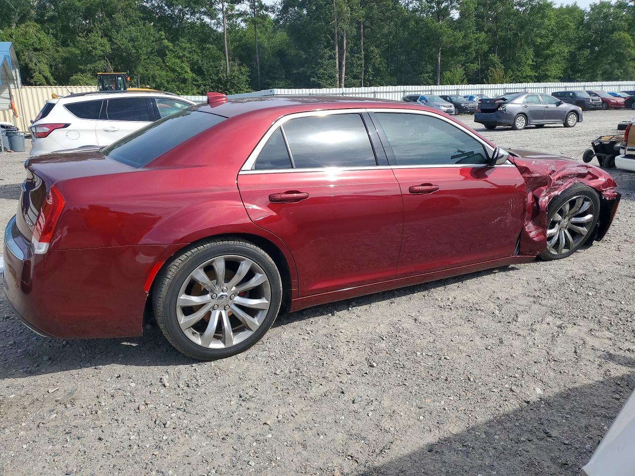 2019 CHRYSLER 300 TOURING — Фото 3 из 12