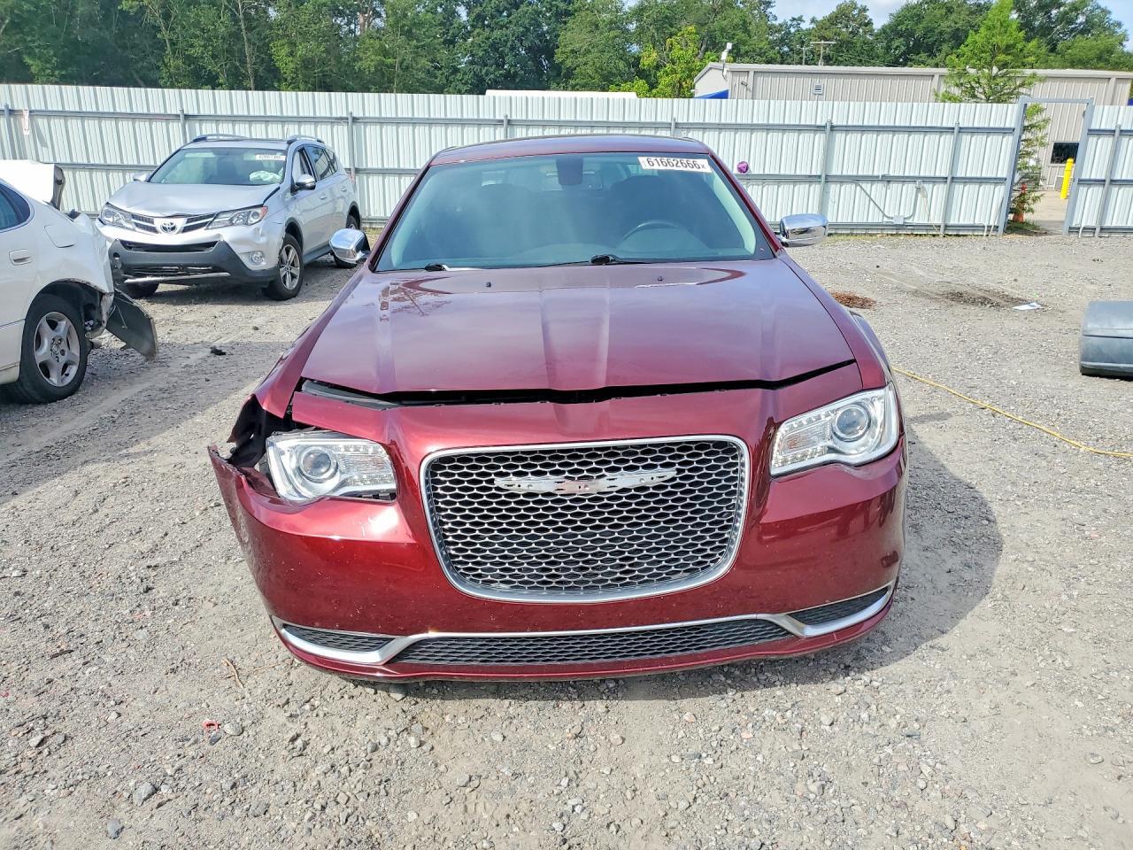 2019 CHRYSLER 300 TOURING — Фото 5 из 12