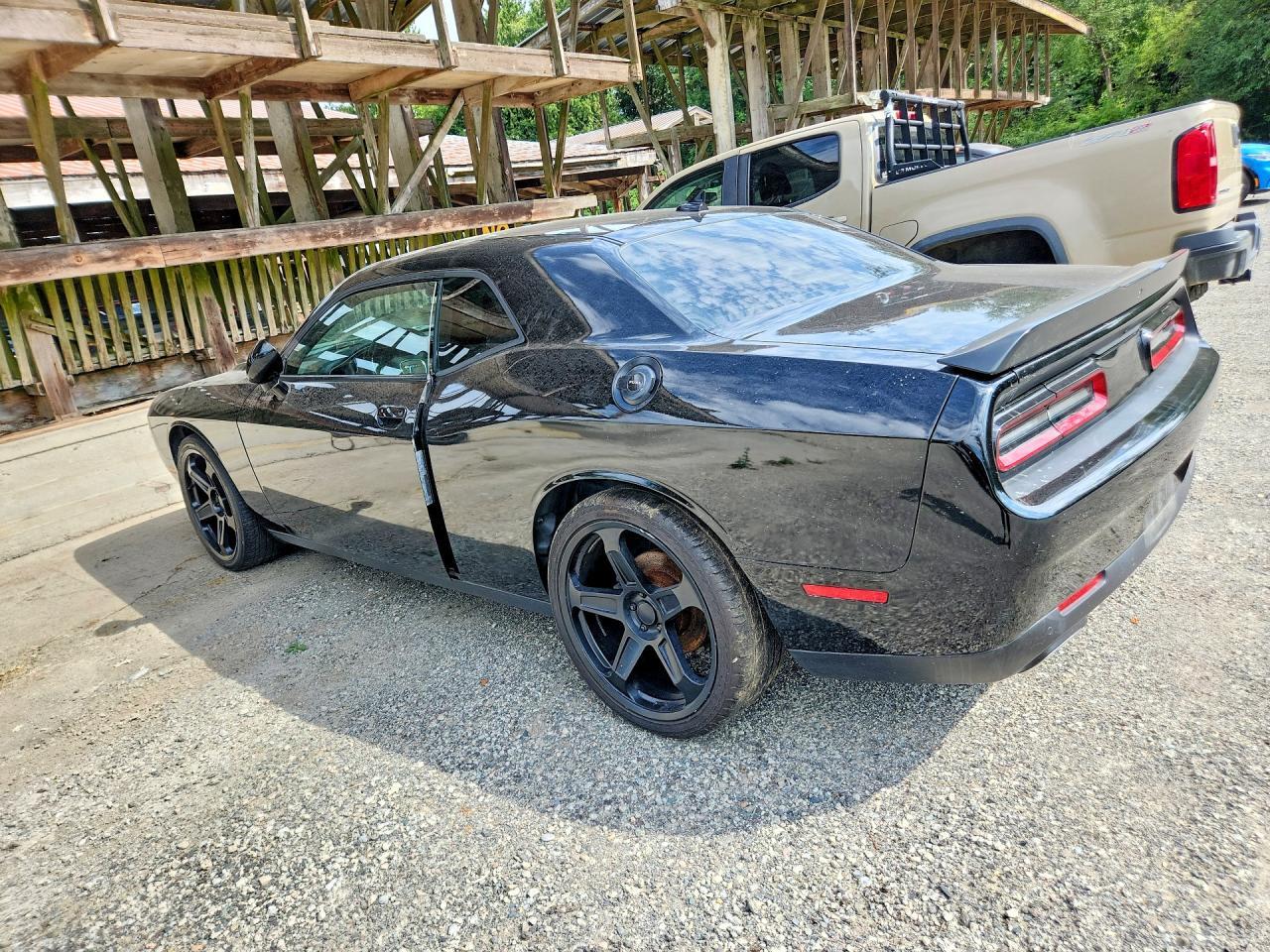 2C3CDZAG2KH656236 2019 DODGE CHALLENGER photo no. 2