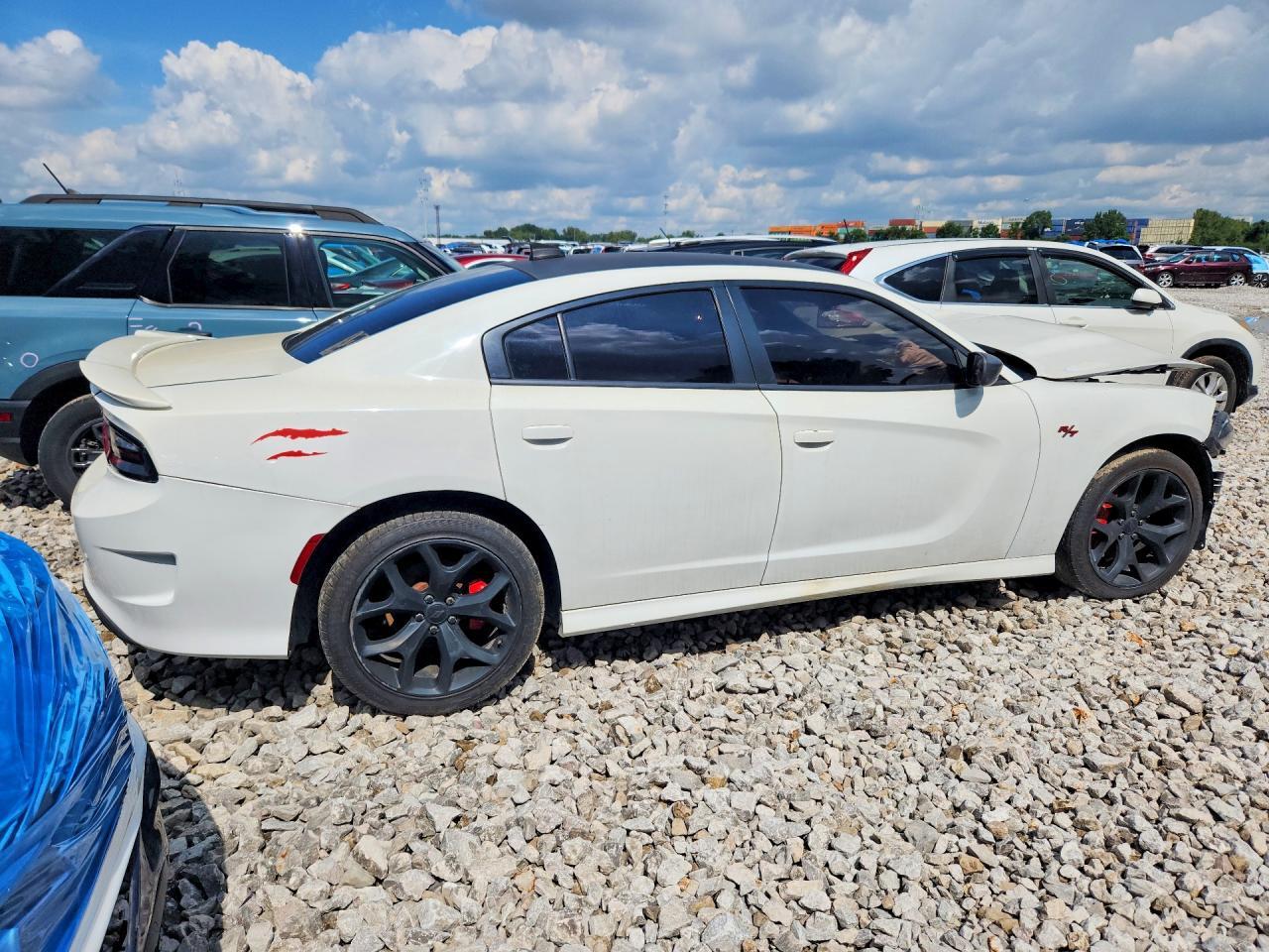2019 DODGE CHARGER GT — Фото 3 из 13