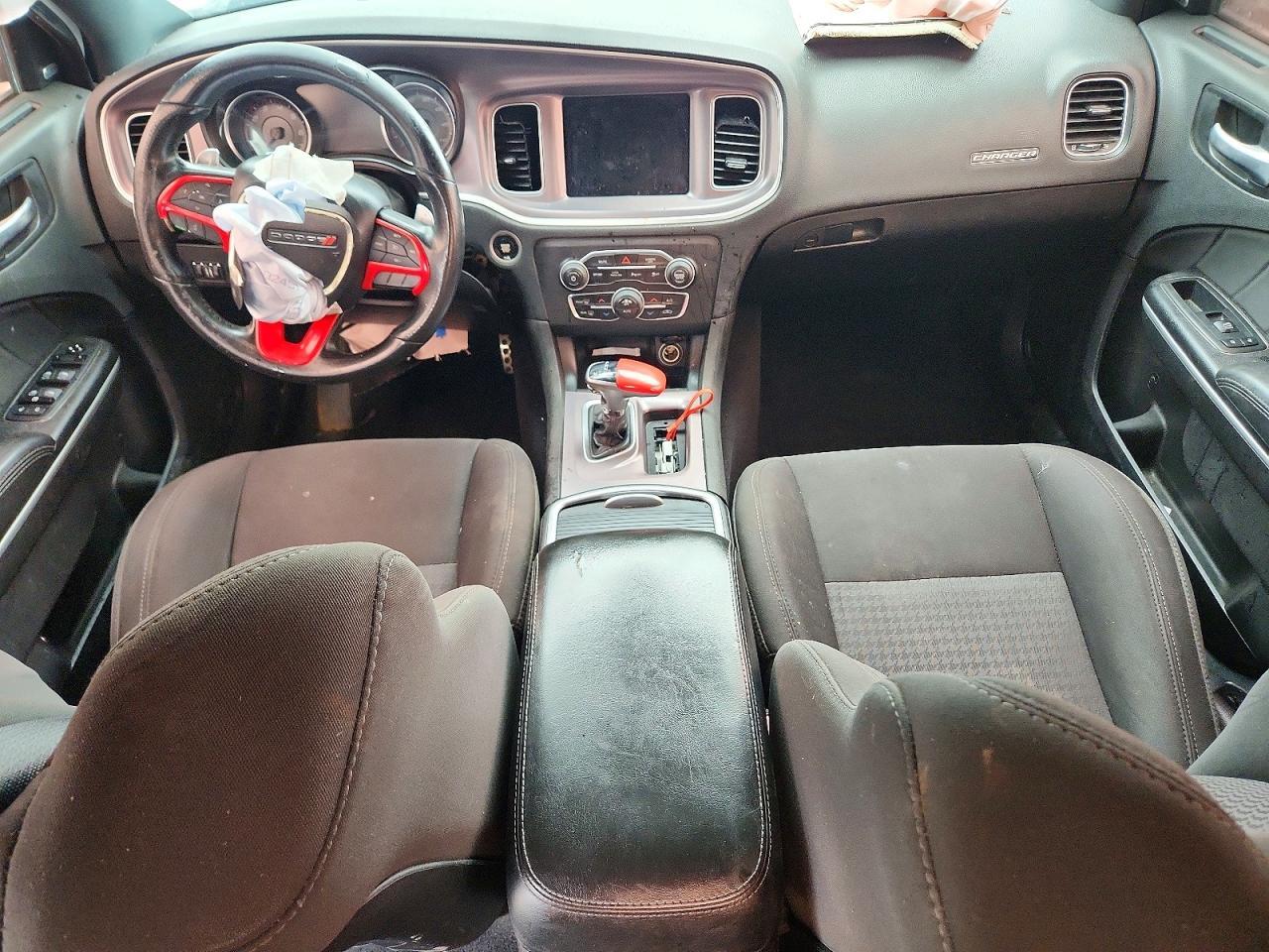2019 DODGE CHARGER GT — Фото 8 из 13