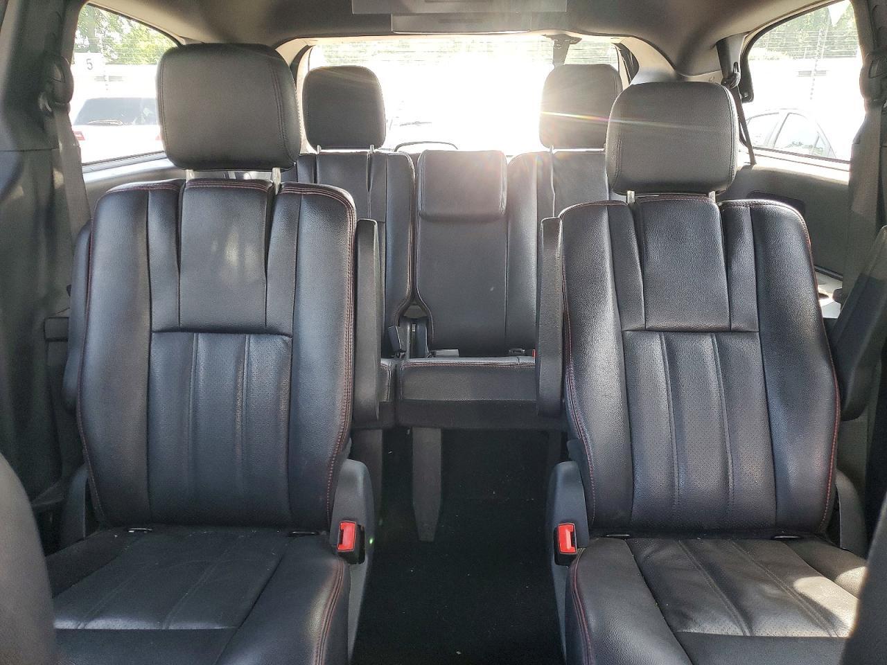 2019 DODGE GRAND CARAVAN GT — Фото 10 из 13
