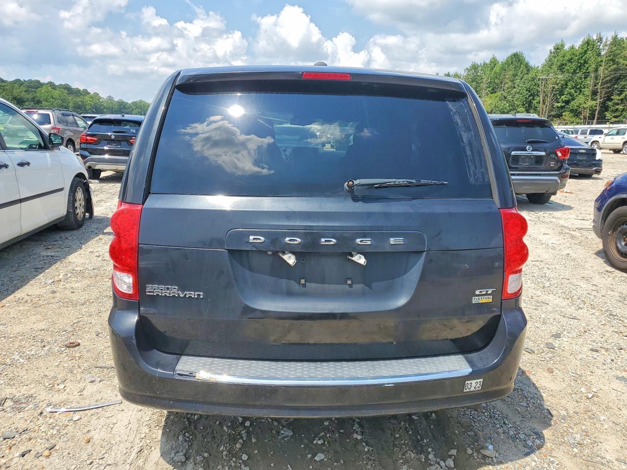 2019 DODGE GRAND CARAVAN GT — Фото 6 из 13