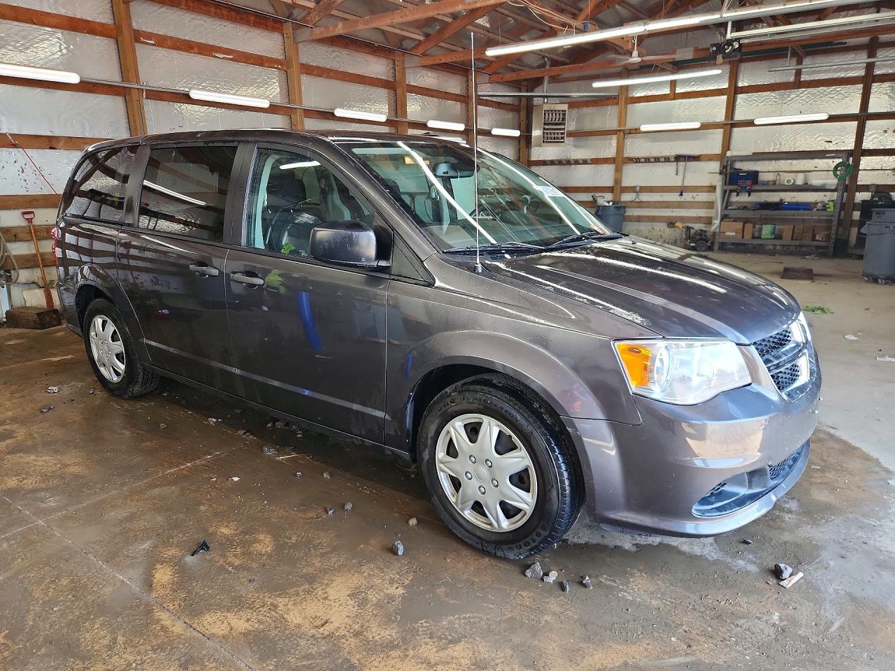 2019 DODGE GRAND CARAVAN SE — Фото 4 из 14