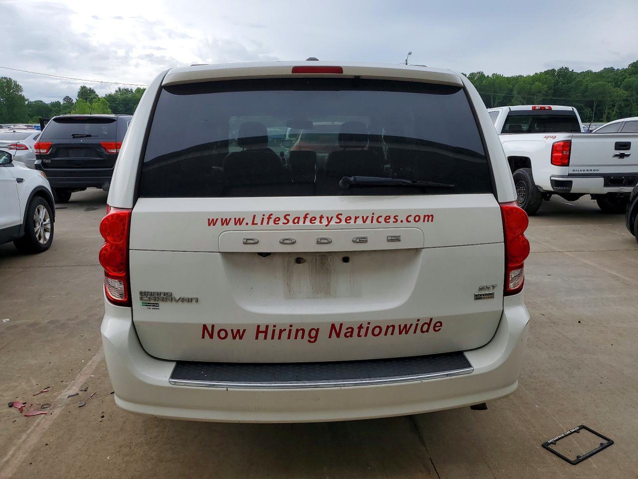2019 DODGE GRAND CARAVAN SXT — Фото 6 из 13