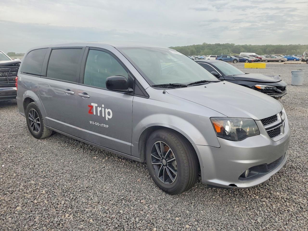 2019 DODGE GRAND CARAVAN GT — Фото 4 из 13
