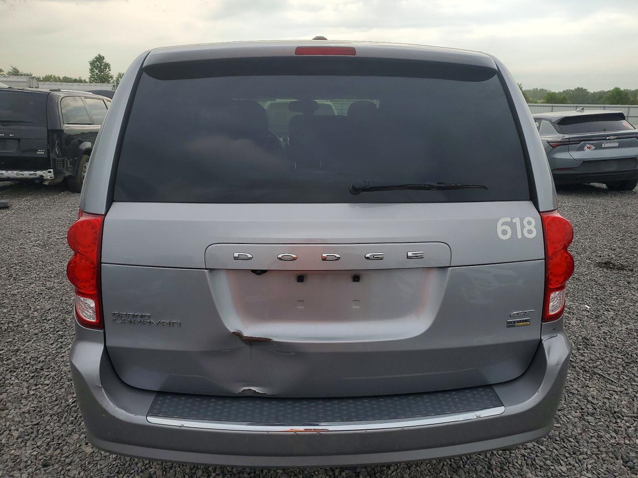2019 DODGE GRAND CARAVAN GT — Фото 6 из 13